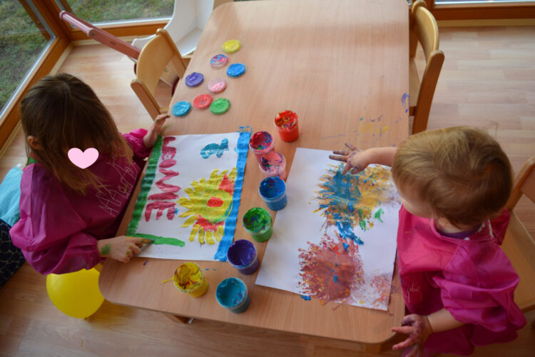 Kinder malen Sets Activity / Spaß/ Creative / Spiel Farben/Pinsel/Schürzen 