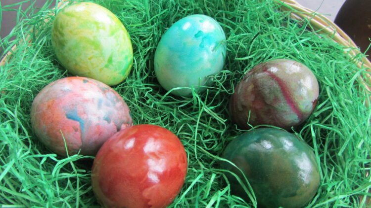 Ostern: Traditionen bei uns und weltweit - eine spannende Oster-Weltreise Ostertraditionen