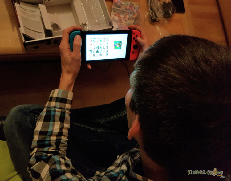 Nintendo Switch Spielekonsole Konsole für die ganze Familie Super Mario Odyssey Kart