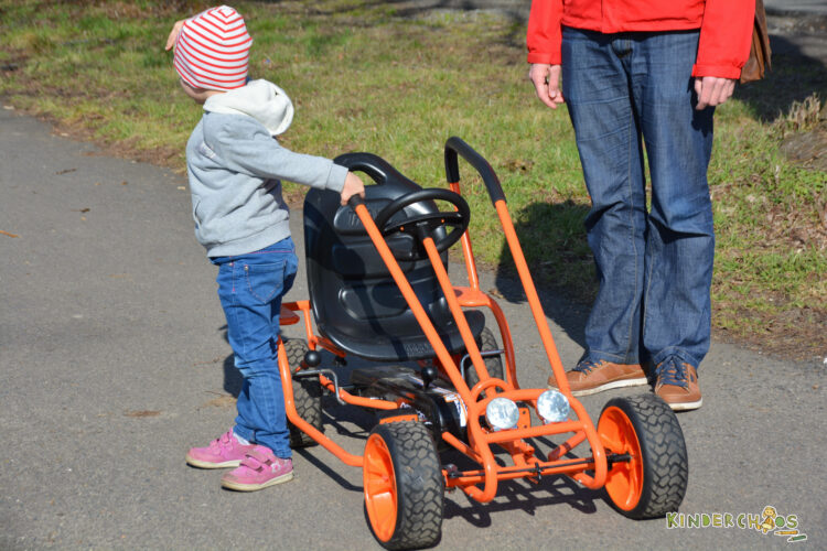 Hauck Toys Kettcar Go-Kart Thunder II 2 Kinder Fahrzeug Kinderfahrzeug