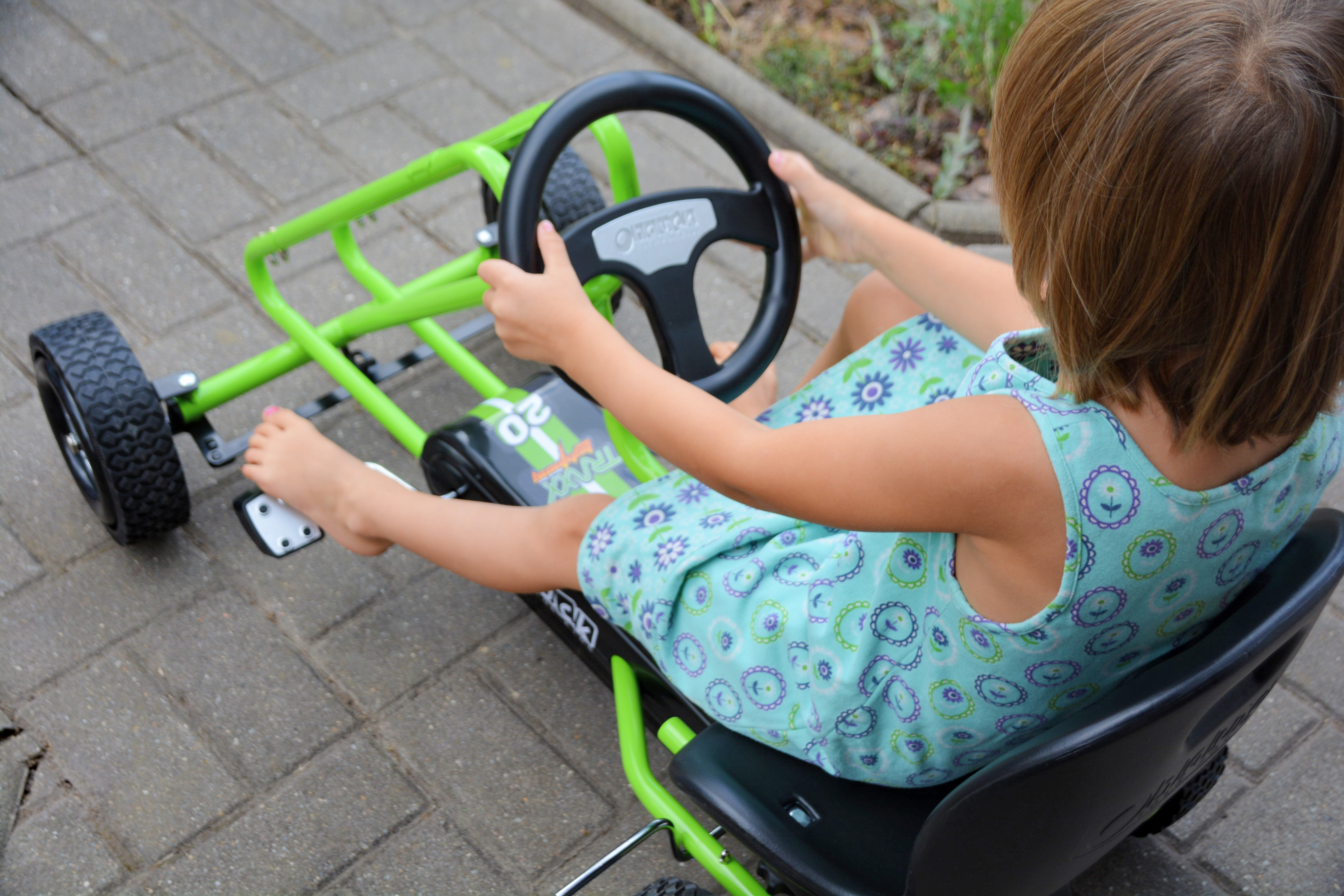 Produkttest: Hauck Toys Go-Kart Lightning green – familös-DieTestfamilie