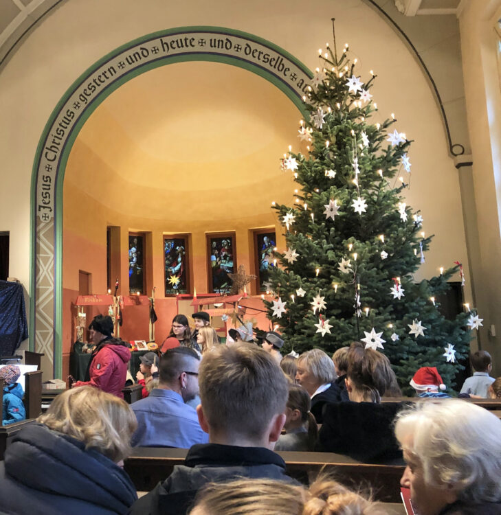 Weihnachtsfest in der Kirche