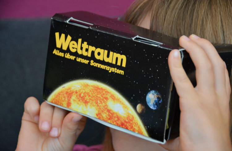 Weltraum Virtual-Reality-Brille