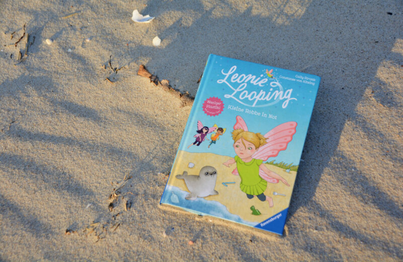 Leonie Looping – Kleine Robbe in Not: Plastik im Meer und am Strand + Gewinnspiel