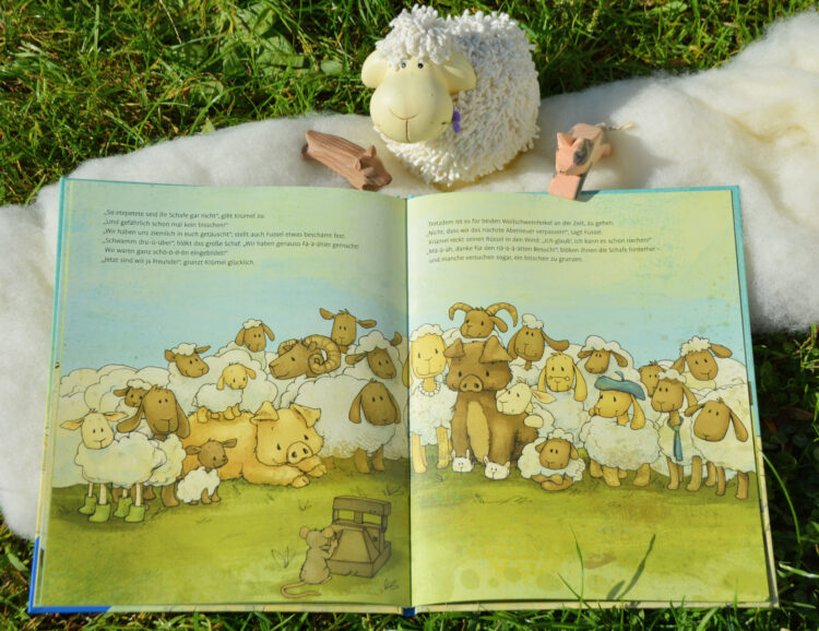 Gruppenfoto Krümel, Fussel und die Schafe
