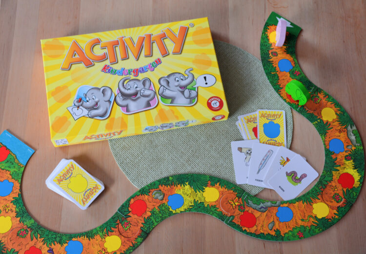 Activity Kindergarten Kinderspiel