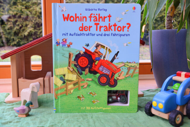 Wohin fährt der Traktor? – Ein Kinderbuch mit eigener Spielwelt!