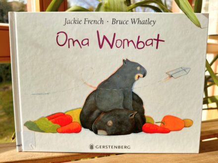 Oma Wombat – Nervige Kängurus, Karottensuche und jede Menge Action